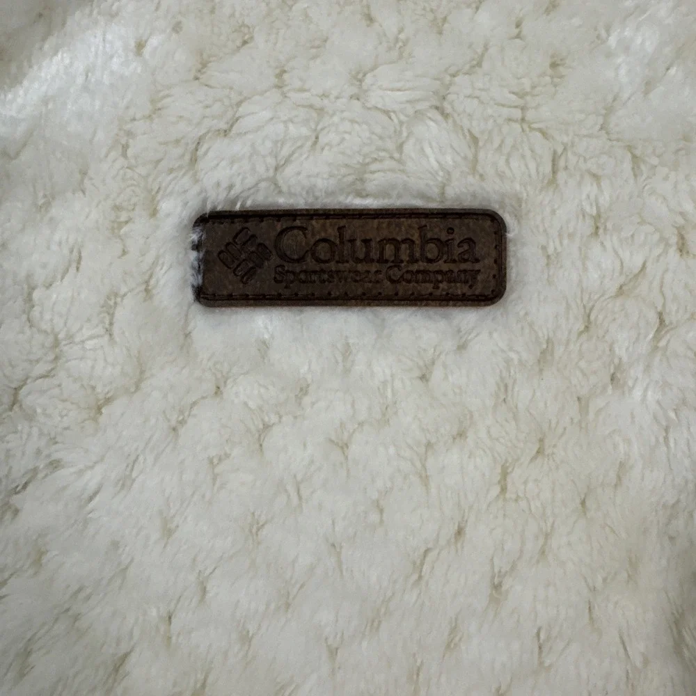 Columbia Women's Cream Ski Jacket - Picture 2 of 6